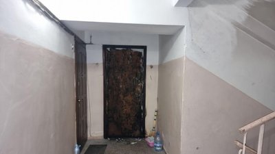 Підпалені двері у квартирі
