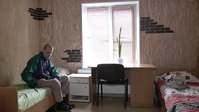 На Полтавщині звільнені з колоній не можуть вирушити додому через карантин