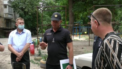 На Херсонщині перевіряють, як дотримуються правил пожежної безпеки у багатоквартирних будинках На Херсонщині перевіряють, як дотримуються правил пожежної безпеки у багатоквартирних будинках