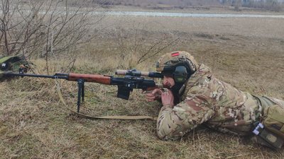 Перший постріл, сім днів оборони та реабілітація. Історія снайпера Нацгвардії Володимира Брамського на псевдо Шериф Перший постріл, сім днів оборони та реабілітація. Історія снайпера Нацгвардії Володимира Брамського на псевдо Шериф