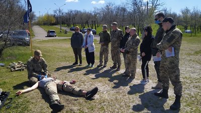 Миколаївські ветерани АТО організували курси резервістів для молоді Миколаївські ветерани АТО організували курси резервістів для молоді