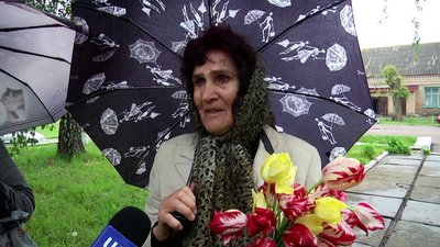 На Житомирщині поховали останки дев'яти воїнів Червоної армії На Житомирщині поховали останки дев'яти воїнів Червоної армії