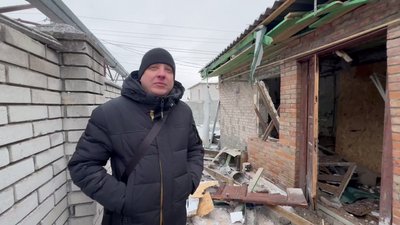 "Так шарахнуло, що я підлетіла": очевидці про ранковий авіаудар РФ по Запоріжжю 30 грудня "Так шарахнуло, що я підлетіла": очевидці про ранковий авіаудар РФ по Запоріжжю 30 грудня