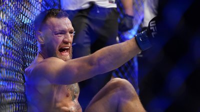 Макгрегор зламав ногу і програв третій бій Пор'є. Як це сталося: відео