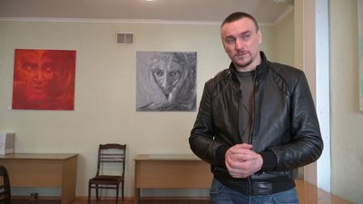 У Дніпрі, у Музеї боротьби за Україну, учасник бойових дій презентує свої картини У Дніпрі, у Музеї боротьби за Україну, учасник бойових дій презентує свої картини