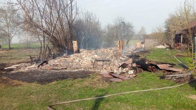 Постраждали цивільні будинки та транспорт: росіяни обстріляли Семенівську громаду на Чернігівщині Постраждали цивільні будинки та транспорт: росіяни обстріляли Семенівську громаду на Чернігівщині