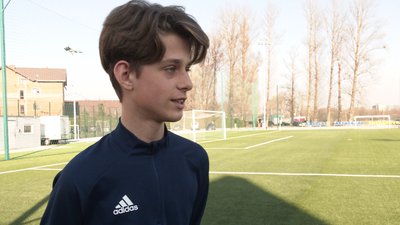 В Івано-Франківську футбольні клуби запрошують дітей на тренування В Івано-Франківську футбольні клуби запрошують дітей на тренування