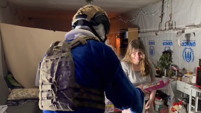 У Бахмуті святий Миколай роздав дітям подарунки, які допомагали збирати на Франківщині У Бахмуті святий Миколай роздав дітям подарунки, які допомагали збирати на Франківщині