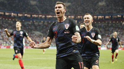 Хорватський футболіст Манджукич закінчив кар'єру, написавши листа собі у минуле