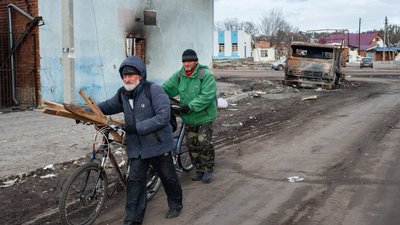 "Місту потрібен не одяг, а їжа! Люди місяць голодували": мер Тростянця Юрій Бова
