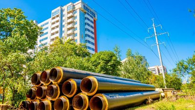 У Харкові на Зерновій ремонтують тепломагістраль: за два роки там було 16 поривів
