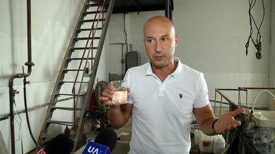 Житомирянка скаржиться, що протягом трьох місяців у неї з крану тече брудна вода