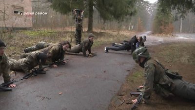 У лісі неподалік Луцька розпочався патріотичний вишкіл для молоді У лісі неподалік Луцька розпочався патріотичний вишкіл для молоді