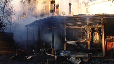 Зворотня сторона будівлі колишнього кінотеатру ім. Котляревського Зворотня сторона будівлі колишнього кінотеатру ім. Котляревського