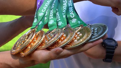 Місяць без тренувань та втрата ваги: дефлімпієць Олексій Коломієць про свій шлях до чемпіонства Місяць без тренувань та втрата ваги: дефлімпієць Олексій Коломієць про свій шлях до чемпіонства