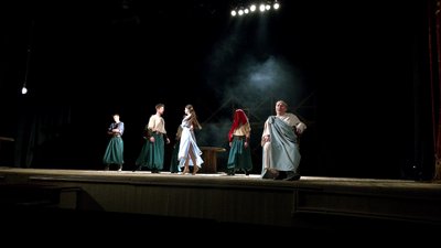 "Енеїда" Котляревського на сучасний лад: як у драмтеатрі Рівного готуються до прем'єри "Енеїда" Котляревського на сучасний лад: як у драмтеатрі Рівного готуються до прем'єри