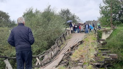 Міст між селами Поляна та Монастирець на Львівщині відбудують після закінчення воєнного стану