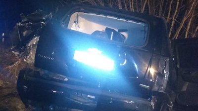 Чоловік та дитина загинули в аварії на Сумщині, ще двоє у лікарні Чоловік та дитина загинули в аварії на Сумщині, ще двоє у лікарні