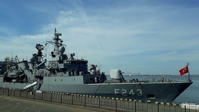 На морвокзал в Одесі прибули кораблі НАТО