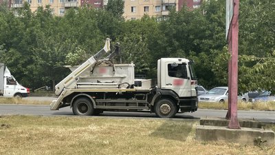 В Ужгороді на вулиці Легоцького провели обрізку та вирубку дерев. У міськраді пояснили для чого В Ужгороді на вулиці Легоцького провели обрізку та вирубку дерев. У міськраді пояснили для чого