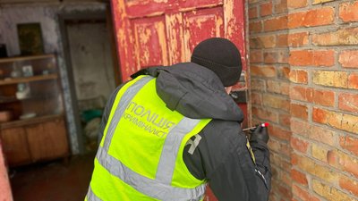 На Черкащині 66-річну жінку вбили під час застілля — підозрюють 44-річного чоловіка На Черкащині 66-річну жінку вбили під час застілля — підозрюють 44-річного чоловіка