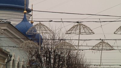 У Житомирі почали прикрашати місто до новорічних свят
