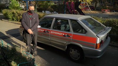 У Дніпрі вдома вакцинують людей, які не можуть пересуватися самостійно: як отримати таке щеплення