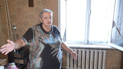 Черкасцям замінять вікна, пошкоджені вибуховою хвилею Черкасцям замінять вікна, пошкоджені вибуховою хвилею