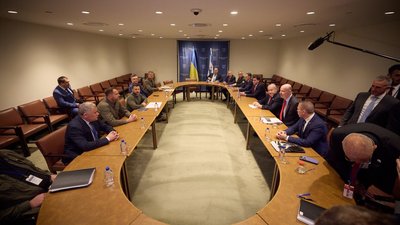 Зеленський у Нью-Йорку зустрівся з Нетаньягу Зеленський у Нью-Йорку зустрівся з Нетаньягу
