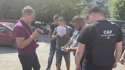На Дніпропетровщині викрили посадовців, які "торгували" статусом учасника ООС