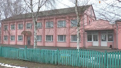Школа у Сем'янівці Школа у Сем'янівці