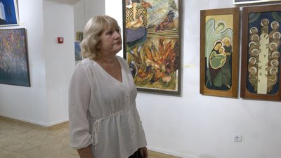 Касирка художнього музею Тетяна Фарина Касирка художнього музею Тетяна Фарина