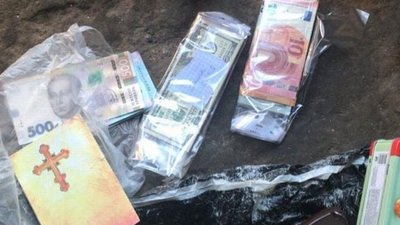 На Житомирщині у гаражі викрили нарколабораторію На Житомирщині у гаражі викрили нарколабораторію