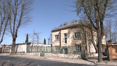 Австралійський волонтер допомагає облаштовувати прихисток для переселенців у Львові Австралійський волонтер допомагає облаштовувати прихисток для переселенців у Львові