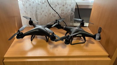 Ужгородець виготовляє сонячні електростанції та ремонтує дрони для ЗСУ Ужгородець виготовляє сонячні електростанції та ремонтує дрони для ЗСУ