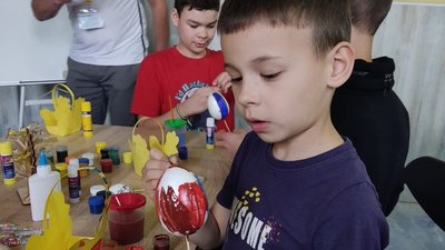 Великдень саморобки заняття центр психосоціальної підтримки діти Святогірськ Донецька область Великдень саморобки заняття центр психосоціальної підтримки діти Святогірськ Донецька область