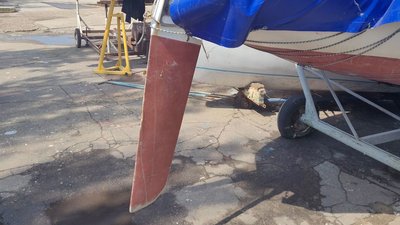 Без щогл та вітрил. У Миколаївському яхт-клубі через війну судна залишаються біля пірса Без щогл та вітрил. У Миколаївському яхт-клубі через війну судна залишаються біля пірса
