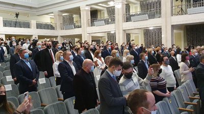 У Рівному – перша сесія міськради. Має приїхати Порошенко У Рівному – перша сесія міськради. Має приїхати Порошенко