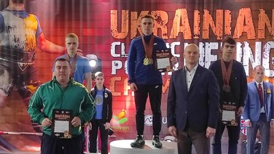 Паверліфтер з Кролевця на Сумщині Павло Джураєв виграв чемпіонат України Паверліфтер з Кролевця на Сумщині Павло Джураєв виграв чемпіонат України
