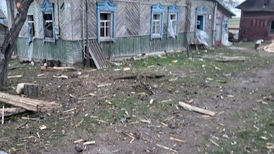 Наслідки осбтрілу села Печенюги російськими СУ-35 Наслідки осбтрілу села Печенюги російськими СУ-35