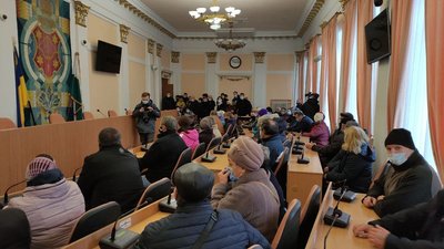 «Це нас зовсім не влаштовує»: жителям 109-го мікрорайону Полтави не ввімкнули опалення «Це нас зовсім не влаштовує»: жителям 109-го мікрорайону Полтави не ввімкнули опалення