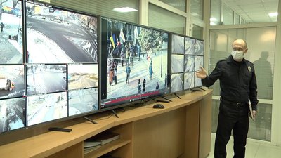 У Херсоні завдяки проєкту "Безпечне місто" працює 80 камер відеоспостереження У Херсоні завдяки проєкту "Безпечне місто" працює 80 камер відеоспостереження