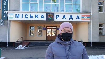 На Житомирщині жителі села, де знайшли львівське сміття, влаштували мітинг та перекривали дорогу На Житомирщині жителі села, де знайшли львівське сміття, влаштували мітинг та перекривали дорогу