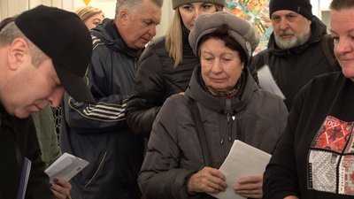 У Черкасах погасили марку, присвячену 10-річному спротиву українців У Черкасах погасили марку, присвячену 10-річному спротиву українців