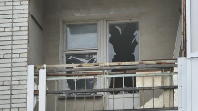 Пошкоджена багатоповерхівка та знищений об’єкт інфраструктури: наслідки атаки по Шостці