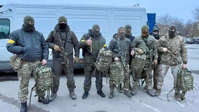 "Бути волонтером – це ділитися добром": Адам Завадський з Польщі привіз до Житомира гуманітарну допомогу "Бути волонтером – це ділитися добром": Адам Завадський з Польщі привіз до Житомира гуманітарну допомогу