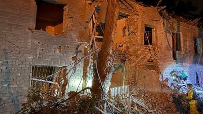 обстріл Запоріжжя сьогодні, удар по Запоріжжю, люди під завалами Запоріжжя