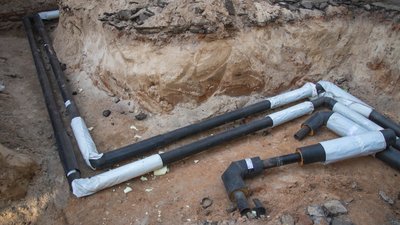 У Святошинському районі Києва замінюють тепломережу