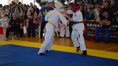Спортсмени з Житомирщини вибороли перші місця на чемпіонаті України з кіокушинкай карате Спортсмени з Житомирщини вибороли перші місця на чемпіонаті України з кіокушинкай карате