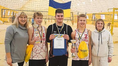 Юнаки з Кіровоградщини стали чемпіонами України з пляжного волейболу Юнаки з Кіровоградщини стали чемпіонами України з пляжного волейболу